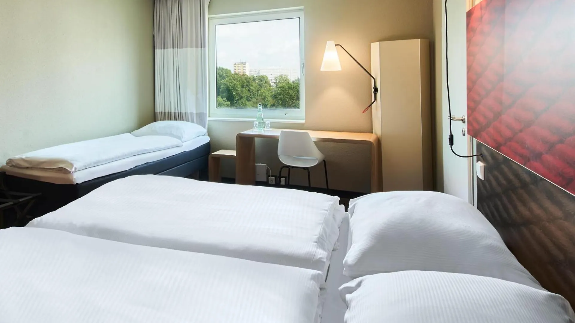 ibis Frankfurt City Messe Frankfurt am Main 3*,